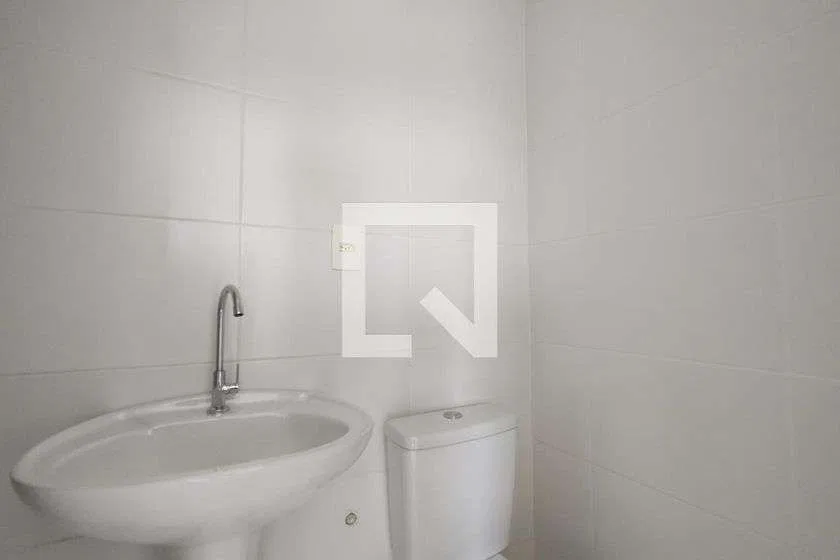 61 m² apartment with 2 bedrooms and a balcony — photo 27