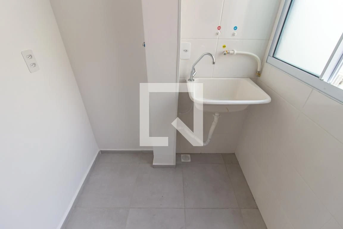 Apartamento com 2 quartos, 1 vaga e área de lavanderia — photo 39