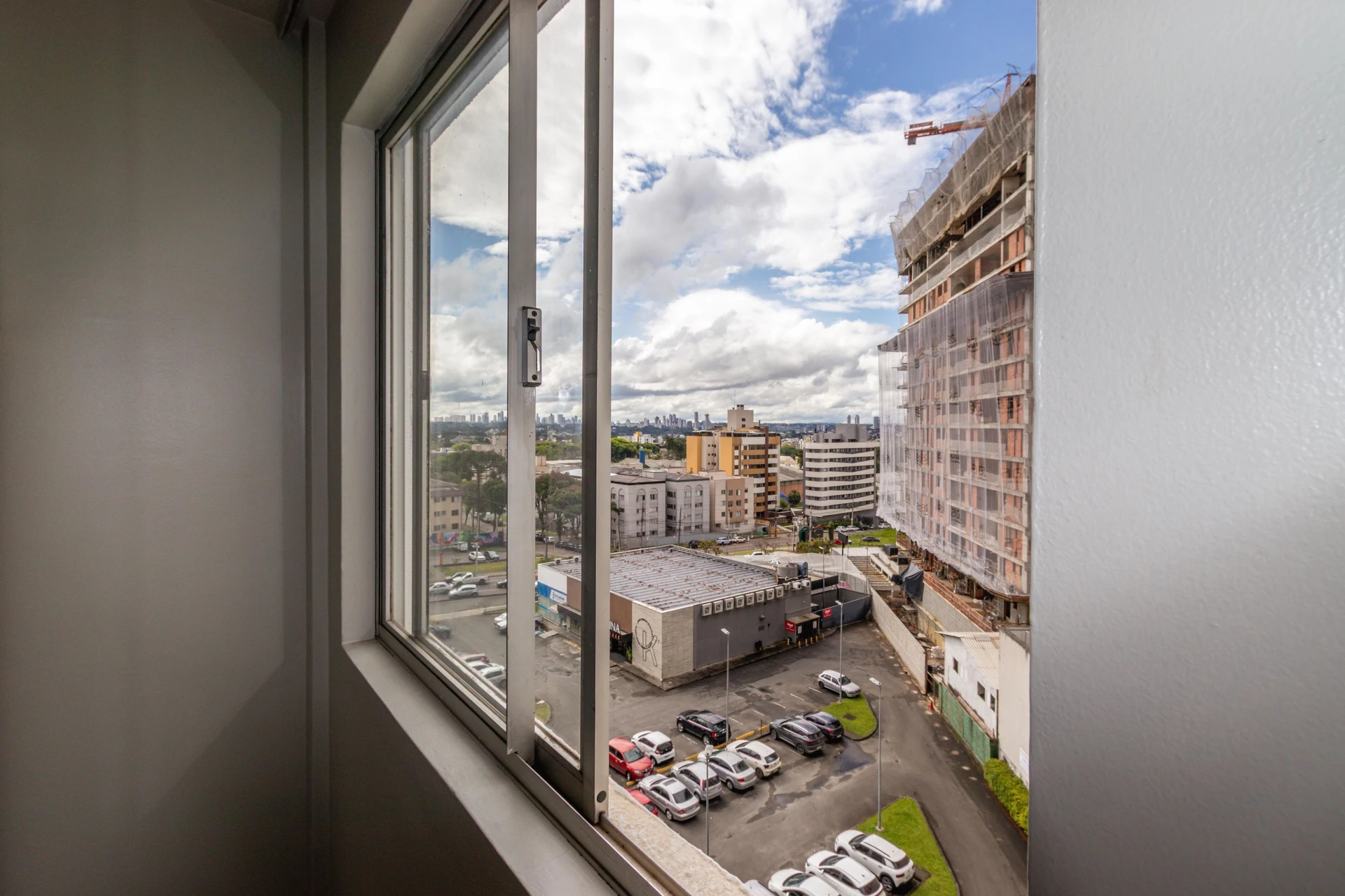 Washing machine in a 2-bedroom apartment, 70 m² — photo 13