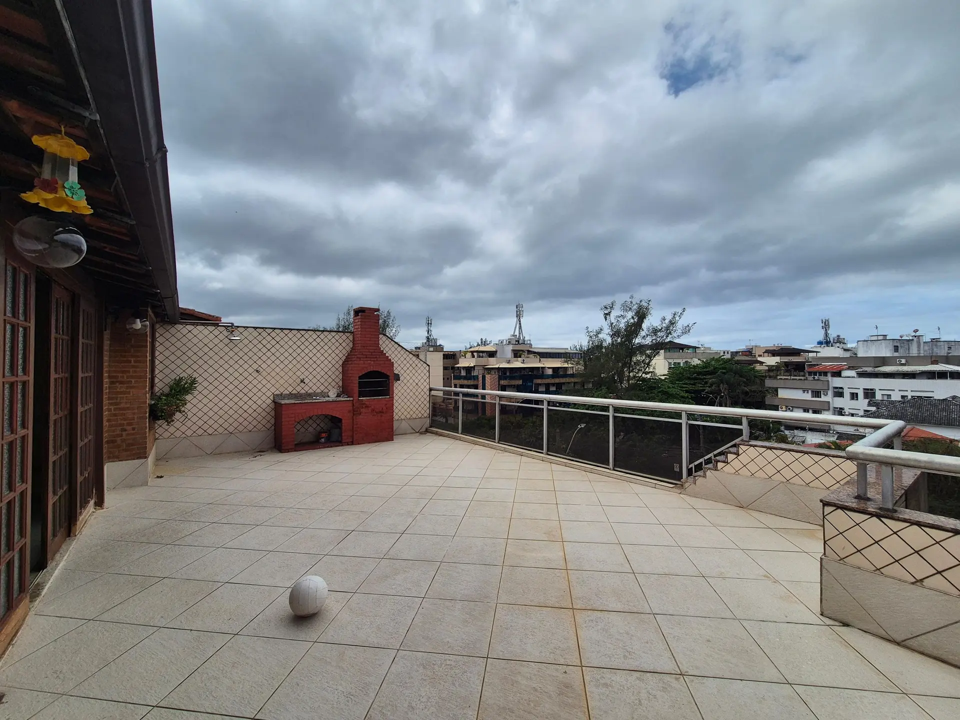 3-bedroom apartment with 1 en-suite and 3 parking spots — photo 23