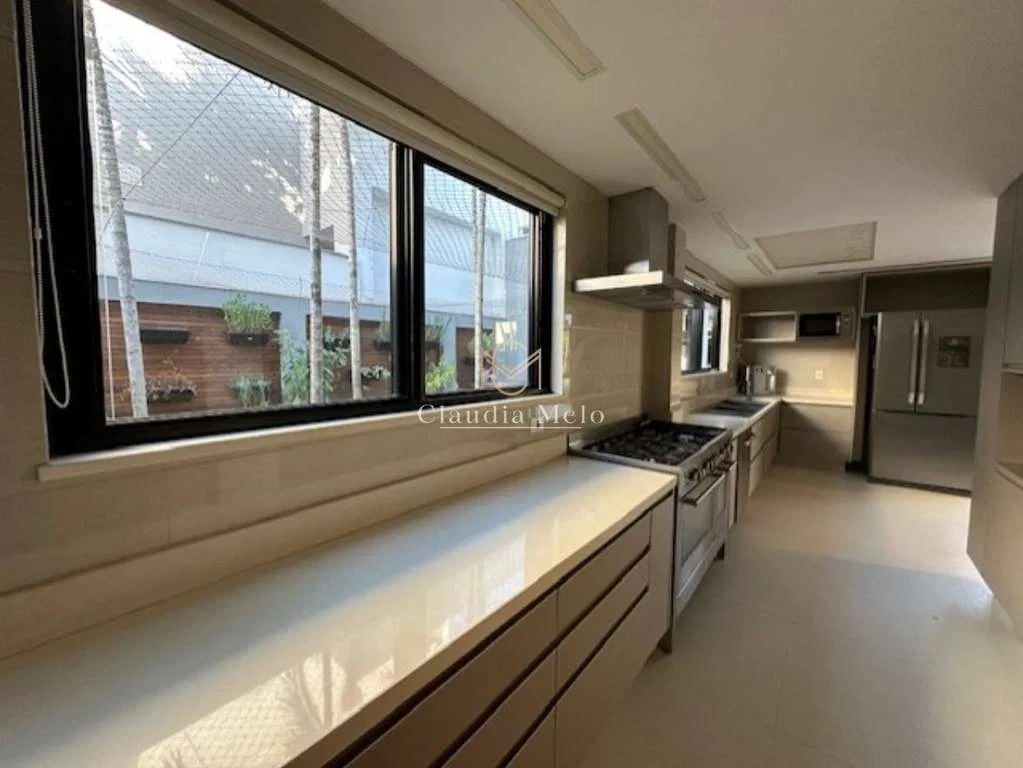 Casa amueblada de 800 m² con 5 suites y parrilla — photo 9
