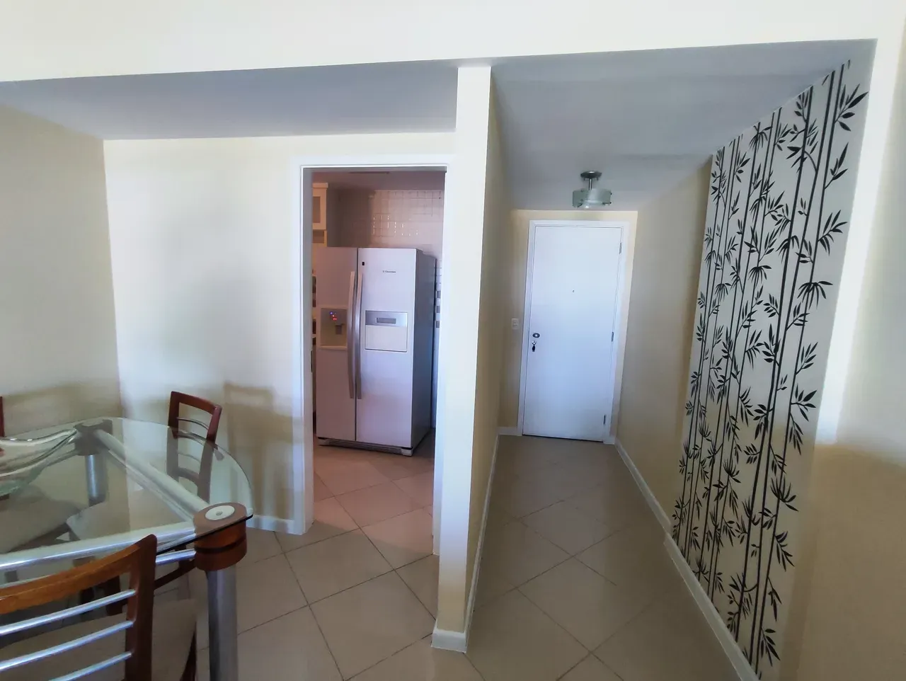 Apartamento mobiliado de 103 m² com varanda envidraçada — photo 12