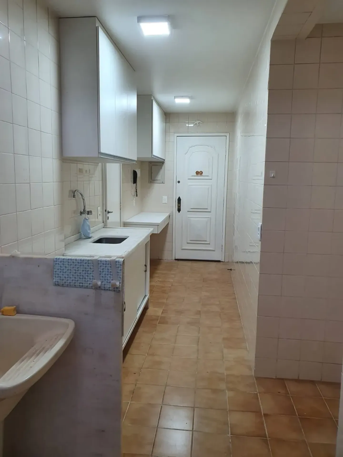 Mountain view in a 2-bedroom apartment, 80 m² — photo 15