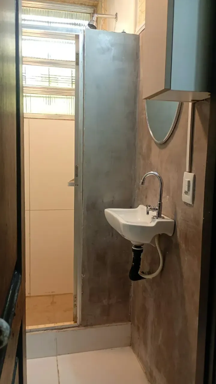 1-bedroom apartment with a balcony — photo 13