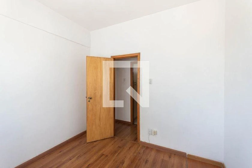 Apartamento de 2 quartos com cozinha separada e 70 m² — photo 5