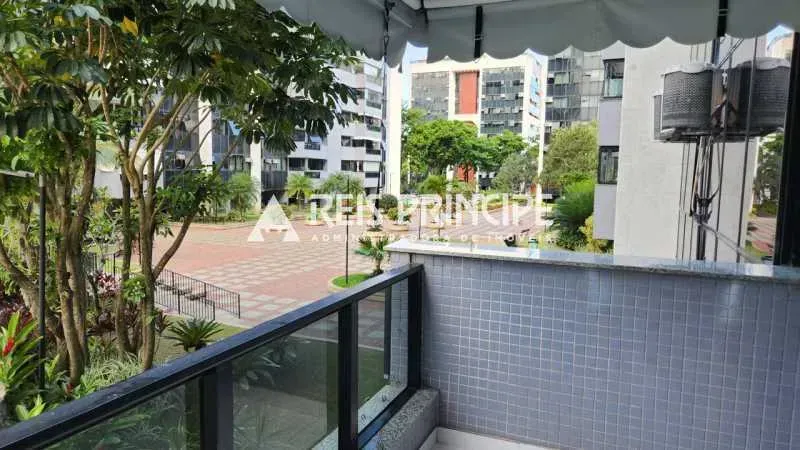 Apartment with 4 bedrooms and a gas-stove kitchen — photo 15