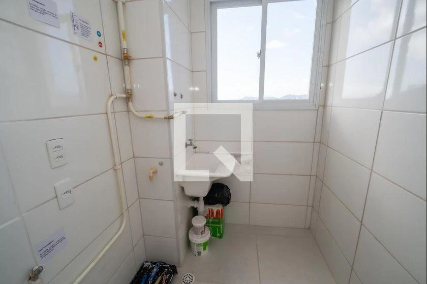 2-bedroom apartment in a building with a gym — photo 10