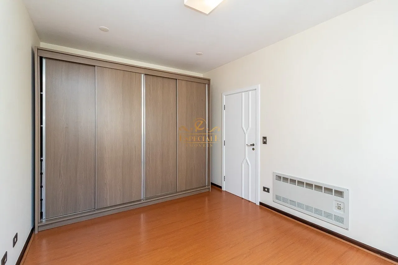 Apartamento de 379 m² com 4 quartos e 2 vagas — photo 29