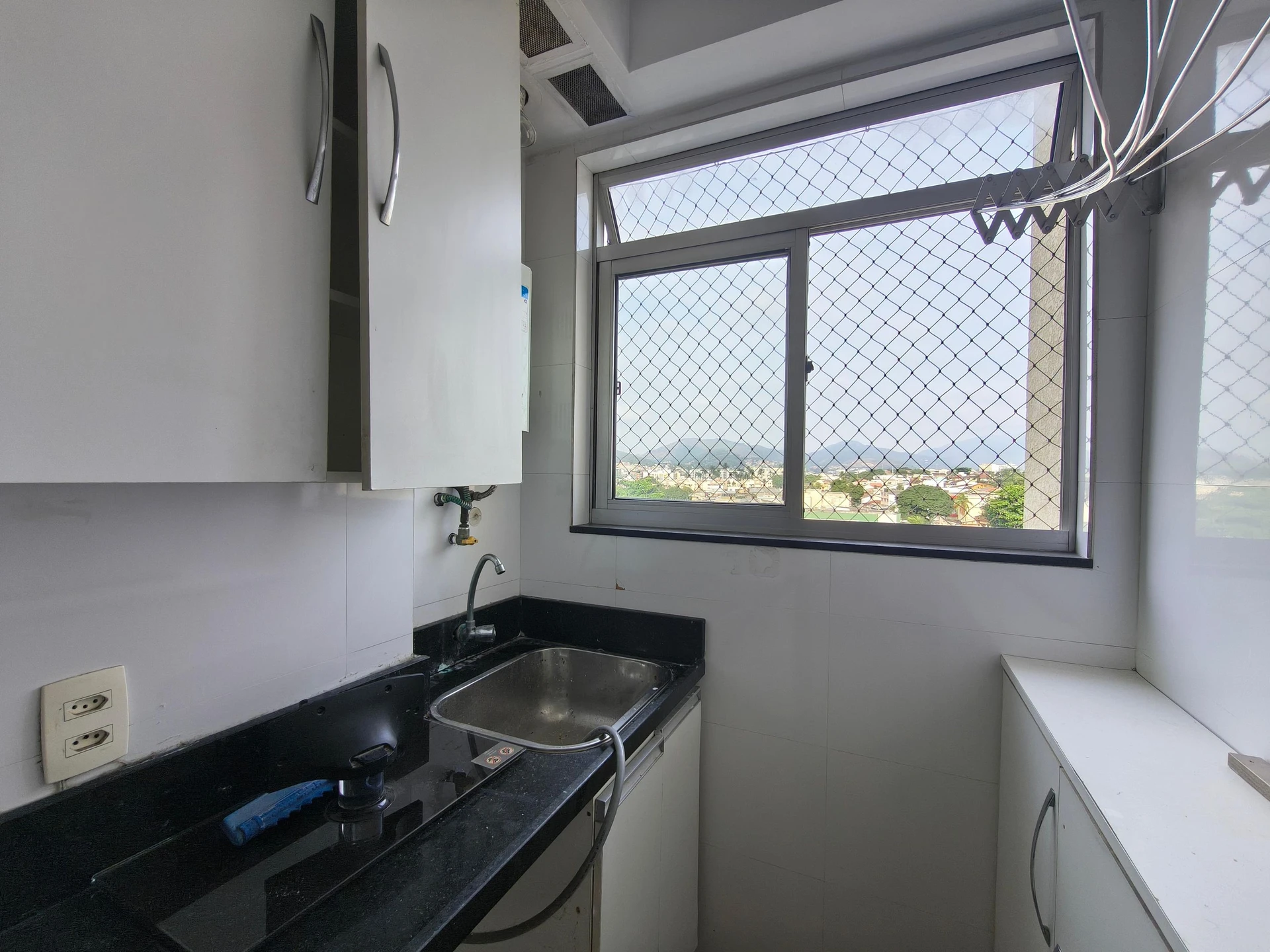 Mountain view in a 2-bedroom apartment, 52 m² — photo 30