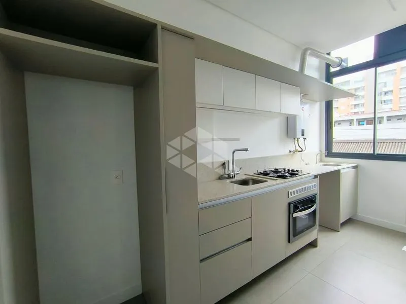 2-bedroom apartment with a washing machine — photo 2