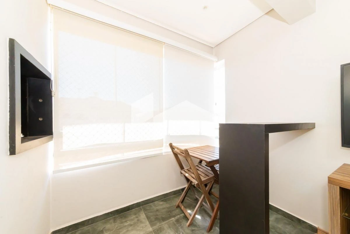 3-bedroom apartment with a washing machine in Curitiba — photo 15