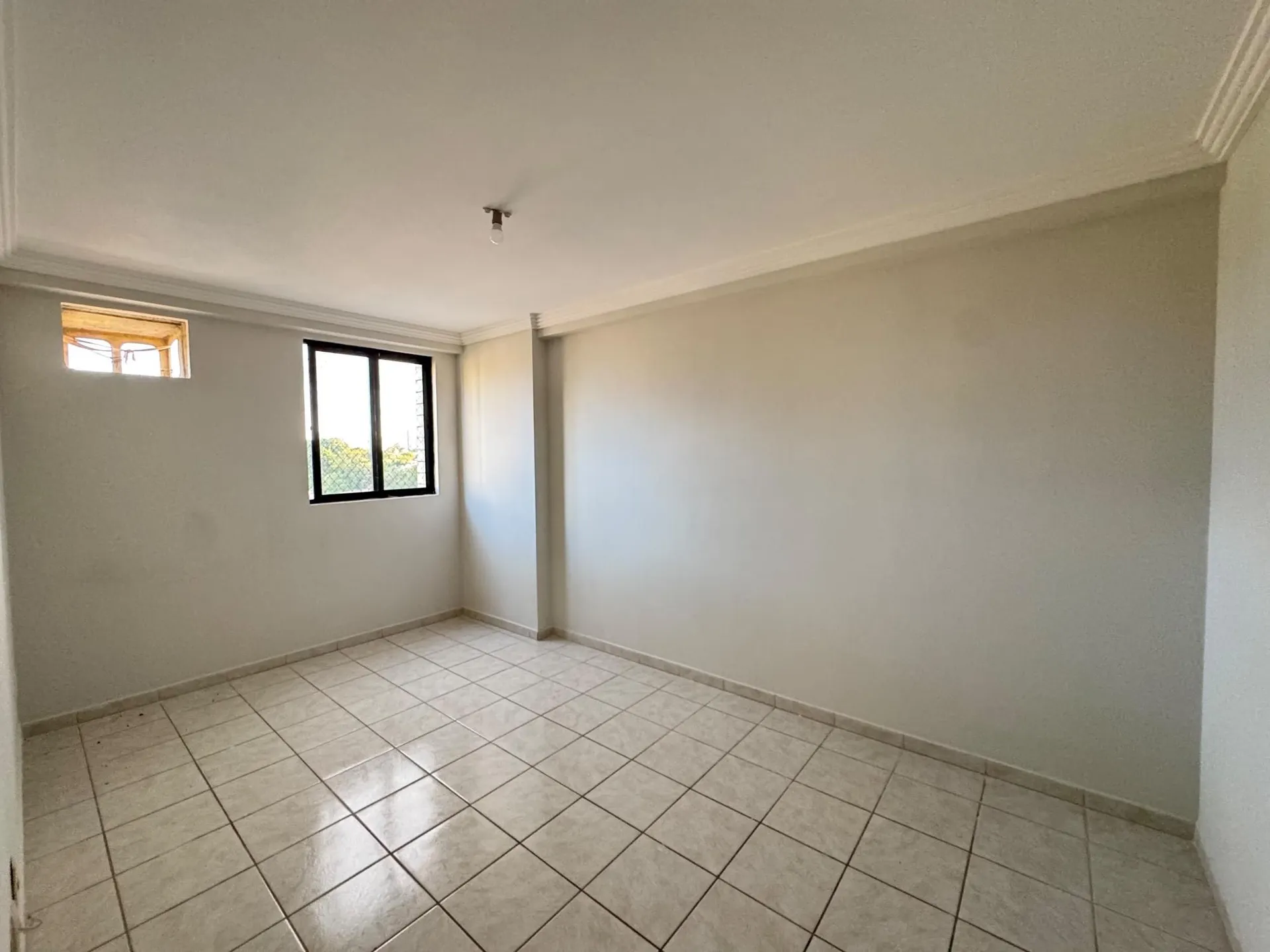 3-bedroom apartment in a building with a pool — photo 16