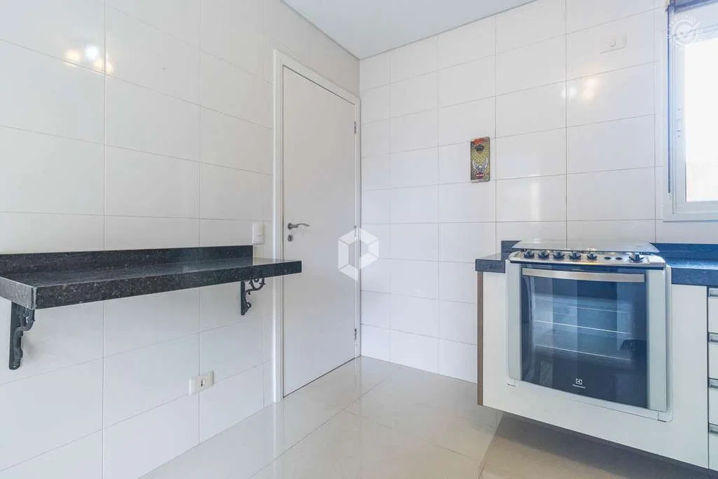 Furnished house with 3 bedrooms and private garden — photo 17