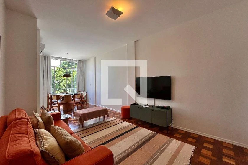 3-bedroom apartment with a home office — photo 7