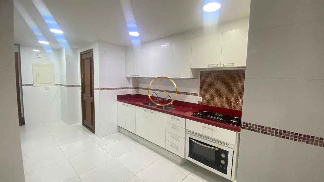 Cobertura linear de 300 m² com 3 dormitórios e BBQ — photo 10