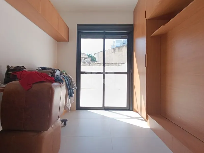 Apartamento amueblado de 2 habitaciones con jardín privado — photo 28