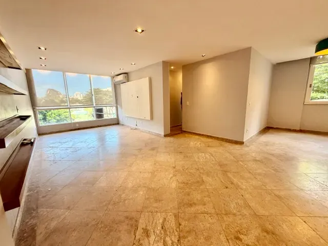 3-bedroom apartment with a washing machine in Rio de Janeiro