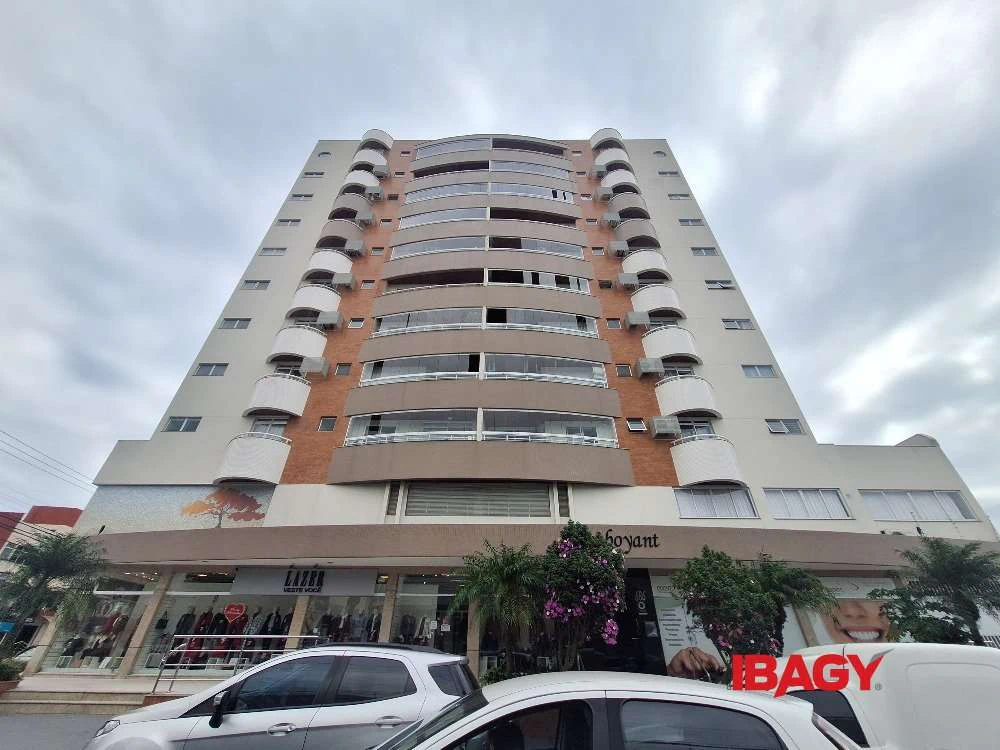4-bedroom apartment with 2 en-suite bathrooms 159 m² — photo 5