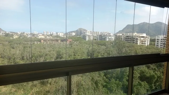 Top-floor apartment with 3 bedrooms and 4 bathrooms — photo 9