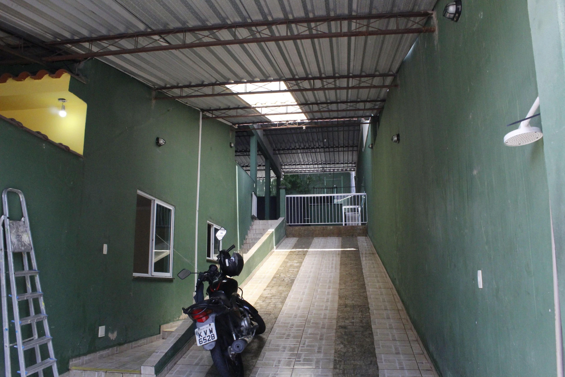 Casa sem mobília com 1 quarto e 2 banheiros e garagem — photo 12