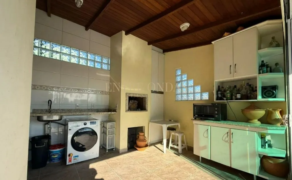 400 m² house with a private pool and a dishwasher — photo 46