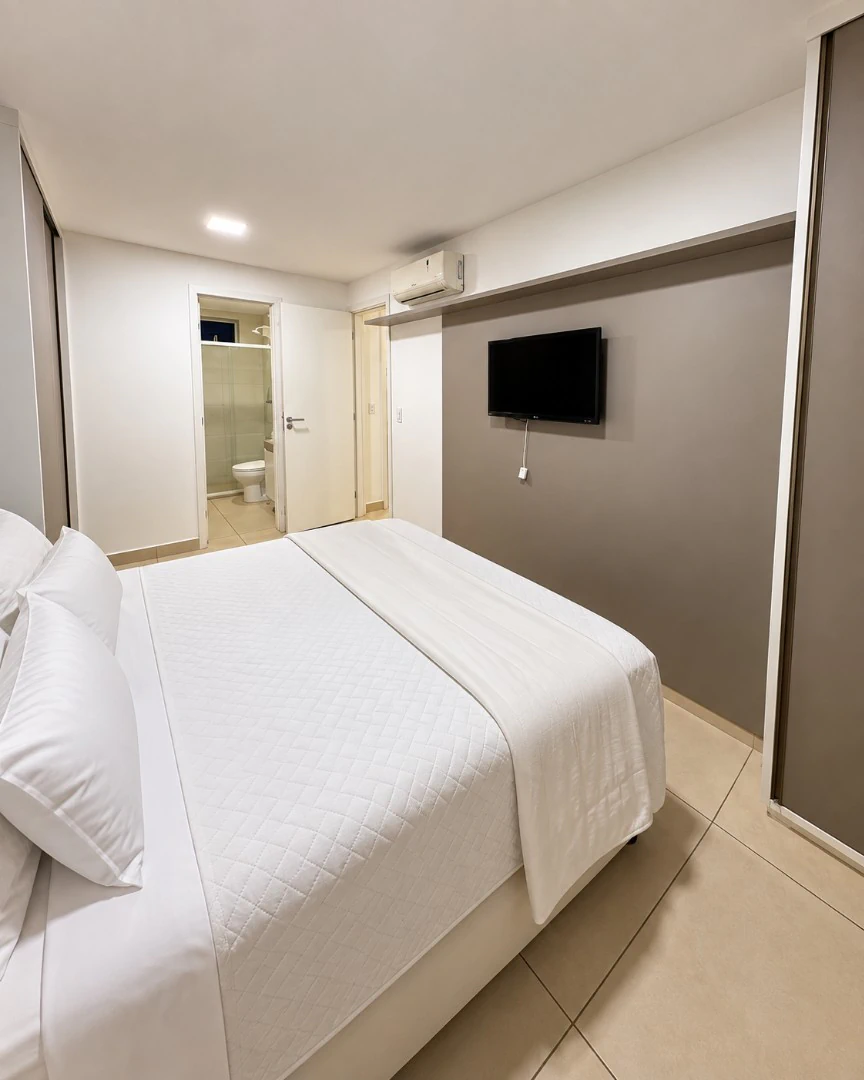 Furnished apartment with 2 bedrooms and a suite — photo 3