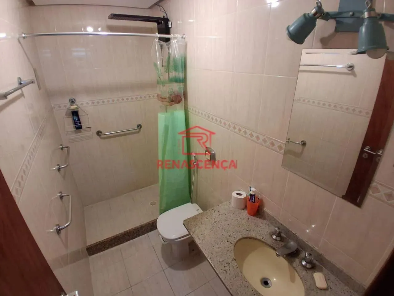 Furnished apartment with 2 bedrooms and 3 bathrooms — photo 15