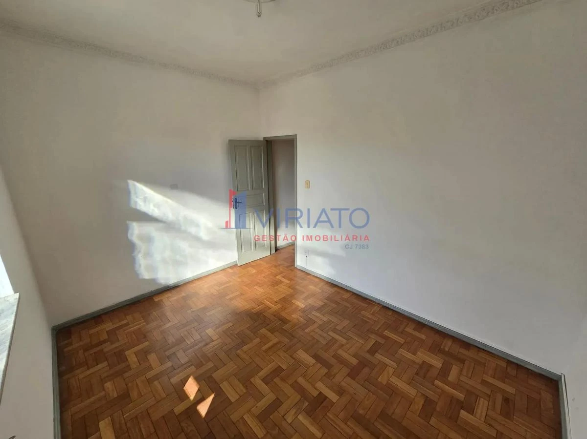 Apartment, 71 m², with wood or laminate floors — photo 6