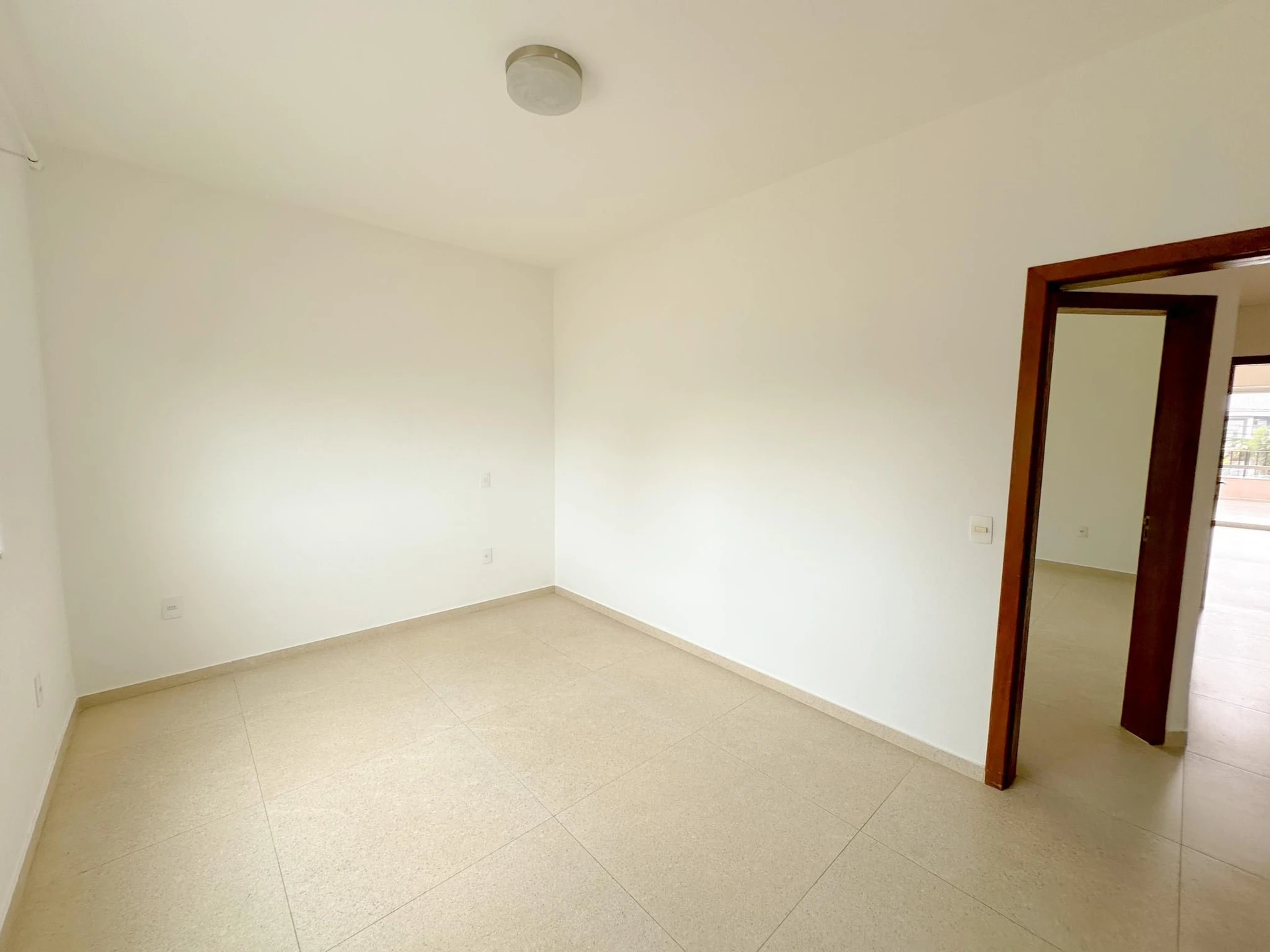 Garden in a 4-bedroom house, 194 m² — photo 38