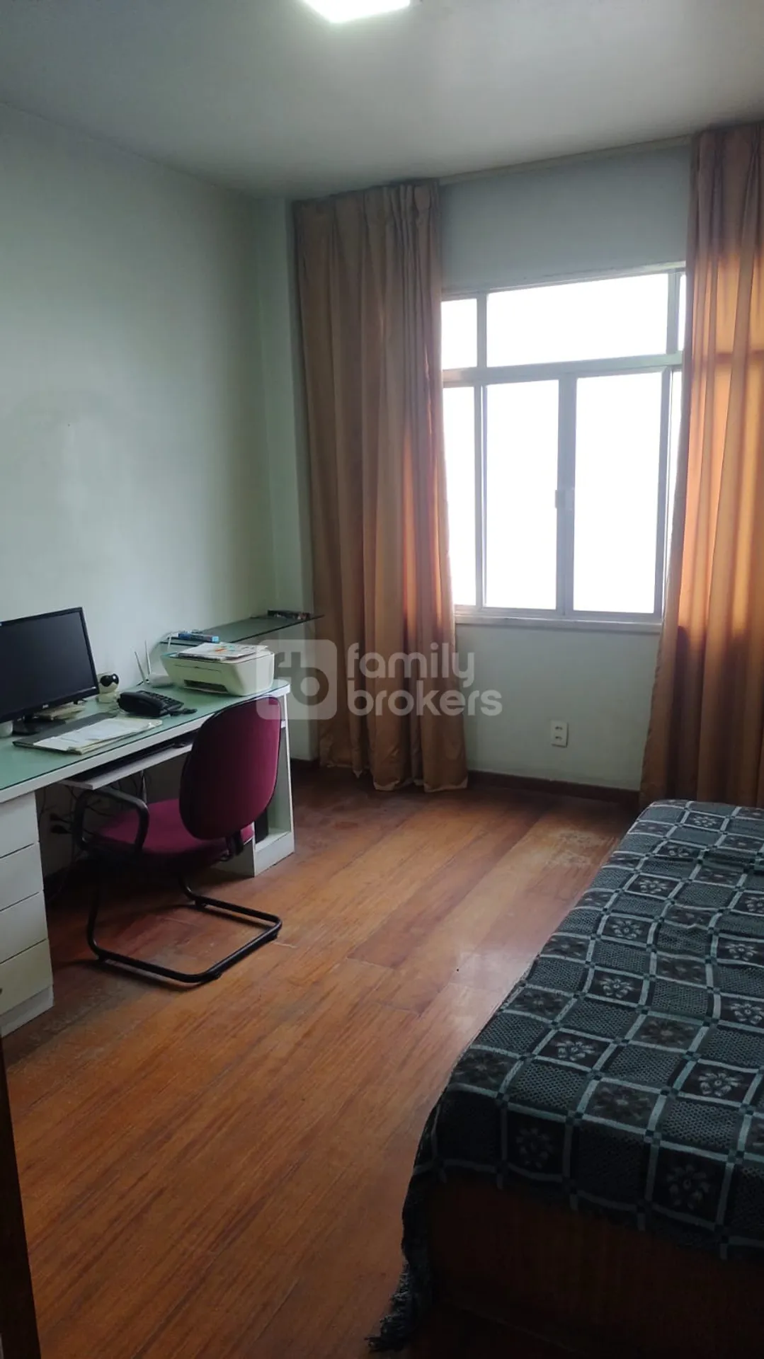 Furnished 3-bedroom apartment with 140 m² — photo 22