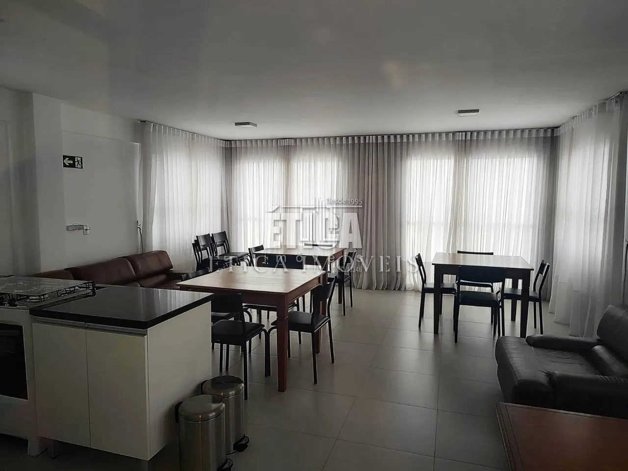 80 m² apartment with open-plan kitchen and 1 bedroom — photo 15