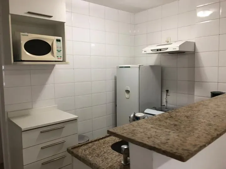 Furnished 39 m² apartment with a glassed-in balcony — photo 3
