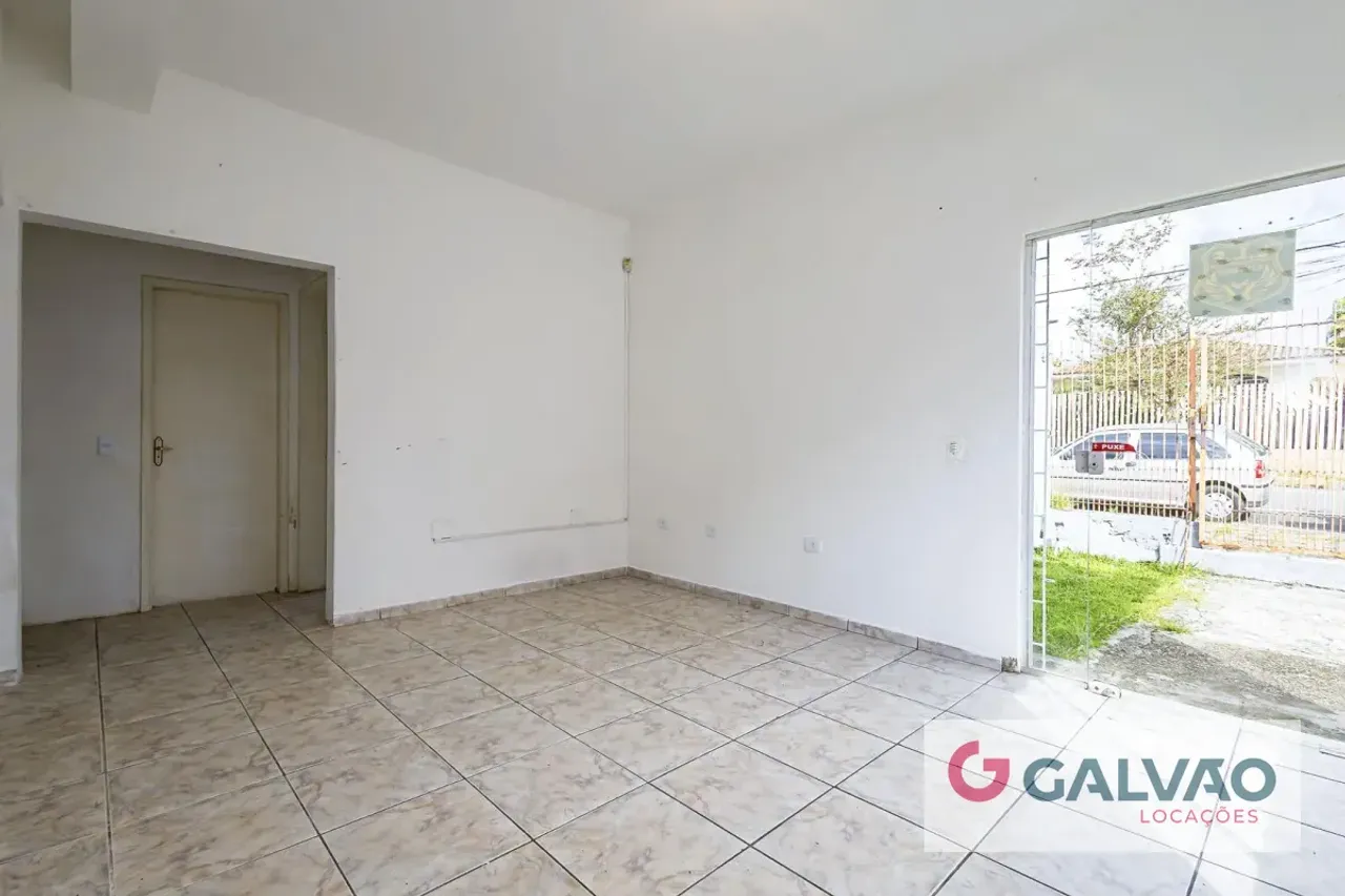Unfurnished house with 3 bedrooms and 2 bathrooms — photo 4