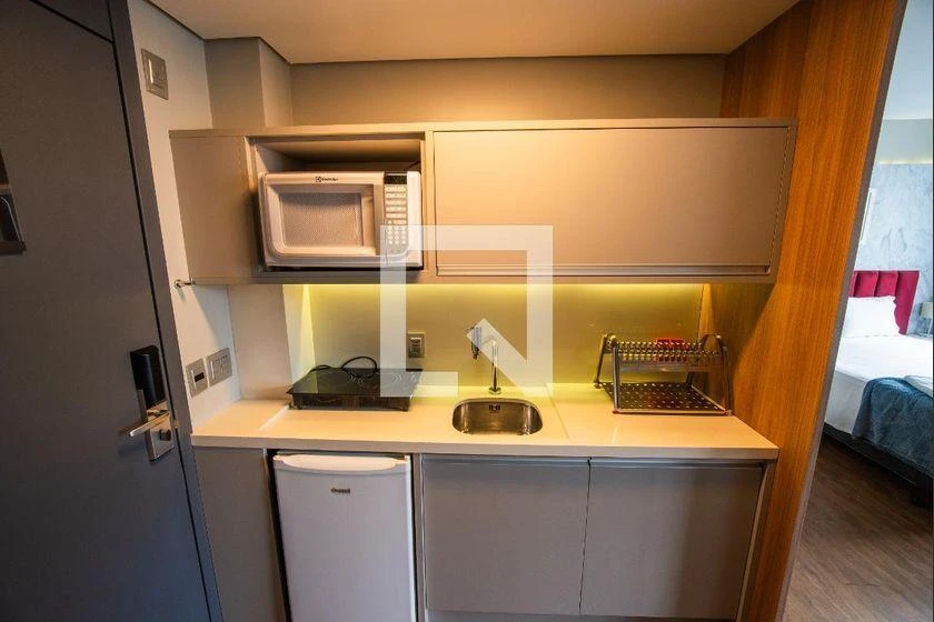 Studio mobiliado, 25 m², com máquina de lavar — photo 27