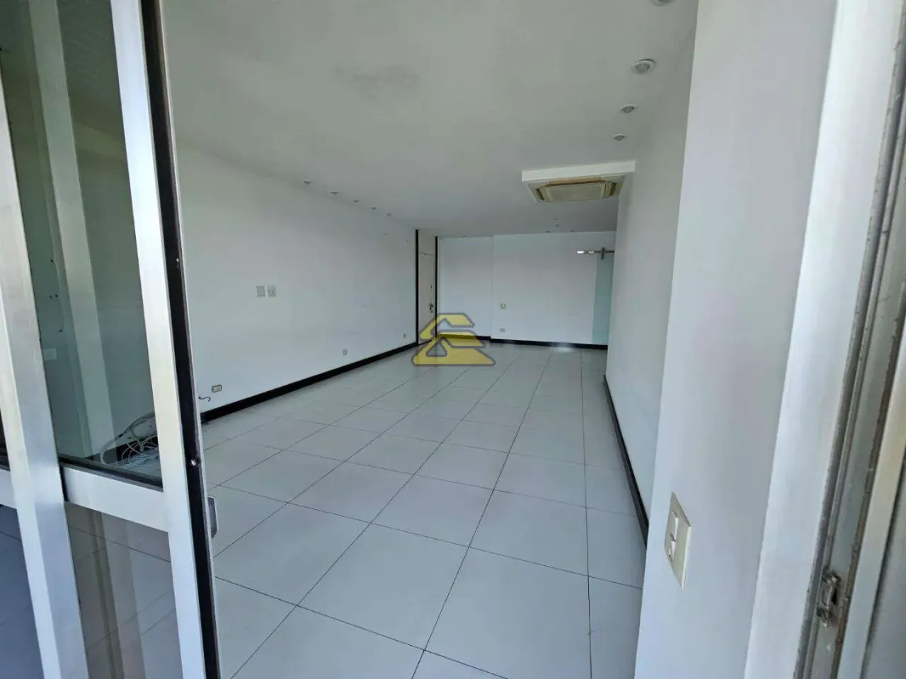 3-bedroom apartment with 3 suites and 2 parking spaces — photo 9