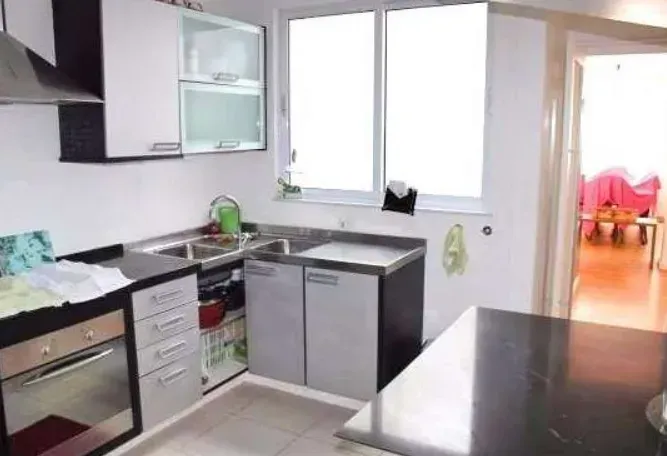 Furnished penthouse with 4 bedrooms and enclosed balcony — photo 7