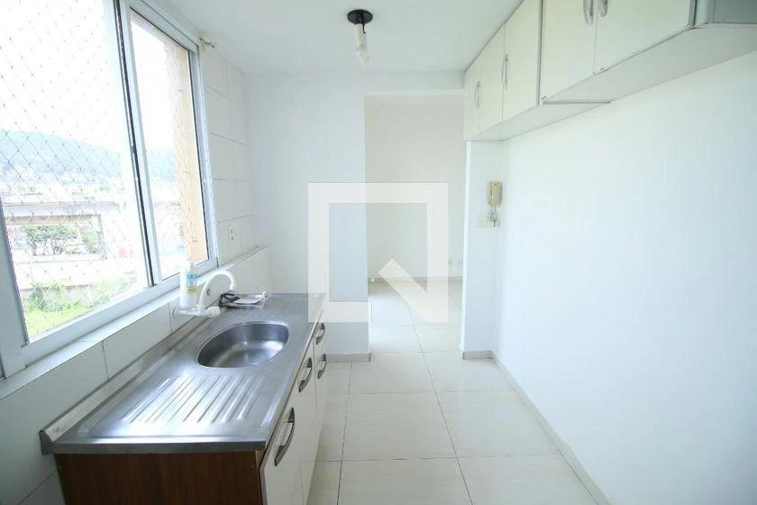 2-bedroom apartment in a building with a pool — photo 4