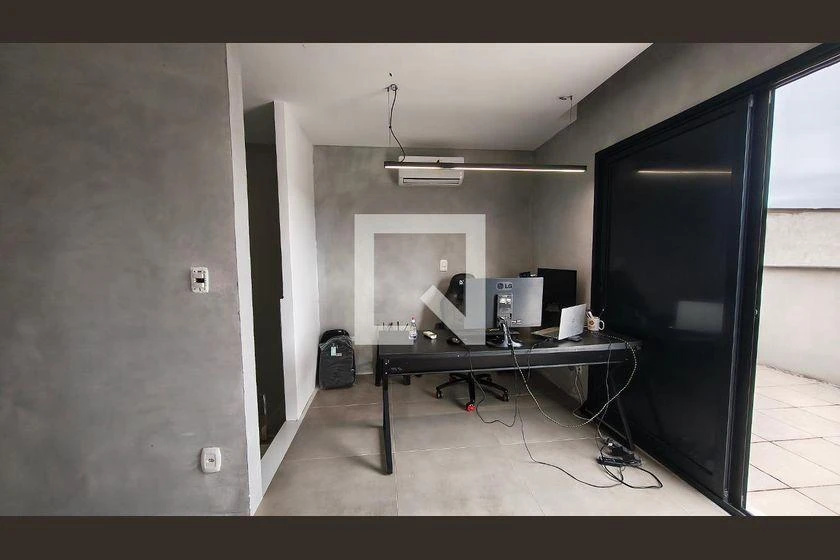 5-bedroom house with a bathtub in Rio de Janeiro — photo 18