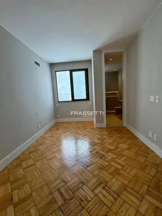 4 quartos e janelas do piso ao teto: apartamento de 460 m² — photo 17