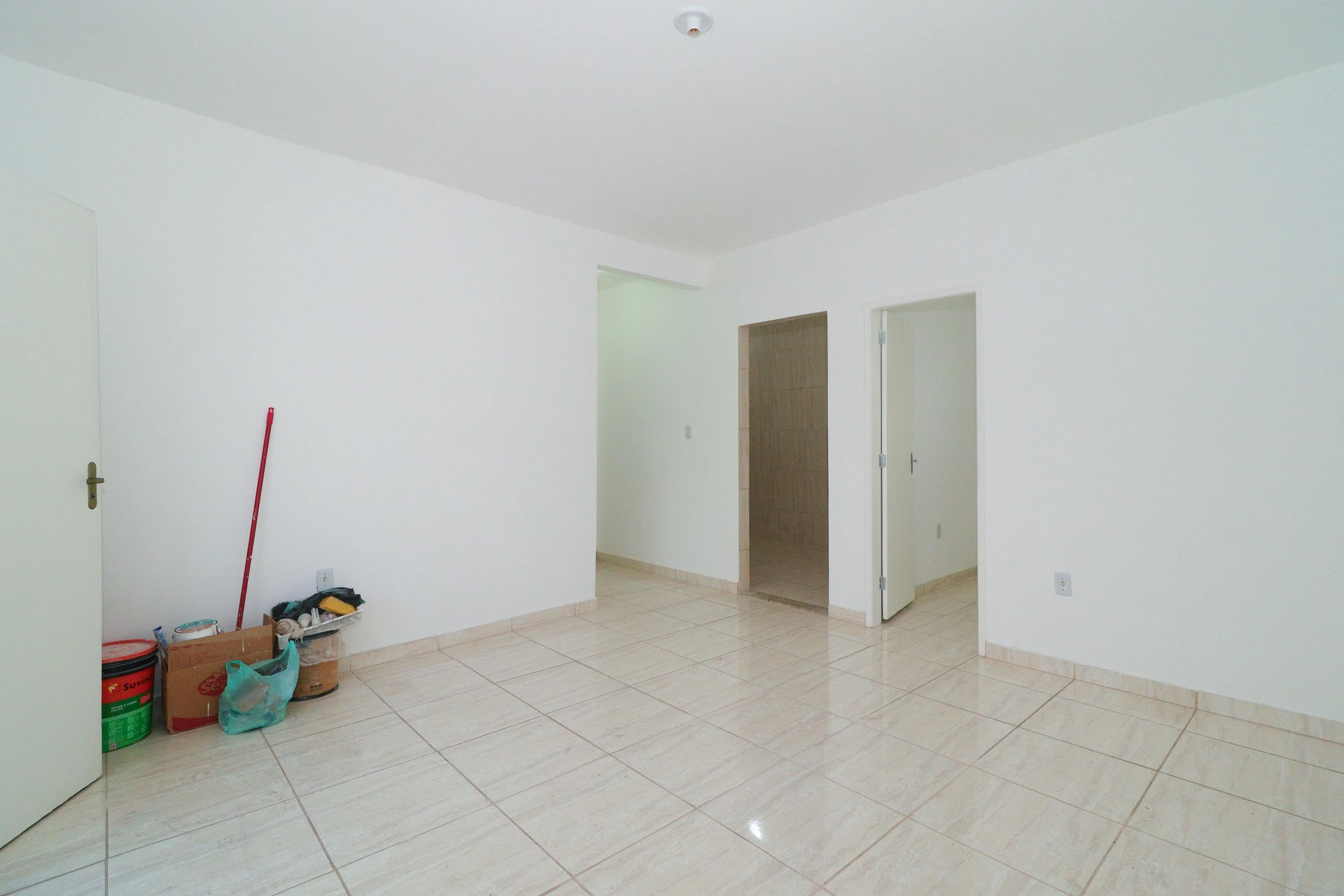 2-bedroom apartment with separate kitchen and no parking — photo 13