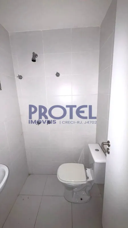 Unfurnished penthouse with 4 bedrooms and 5 bathrooms — photo 42