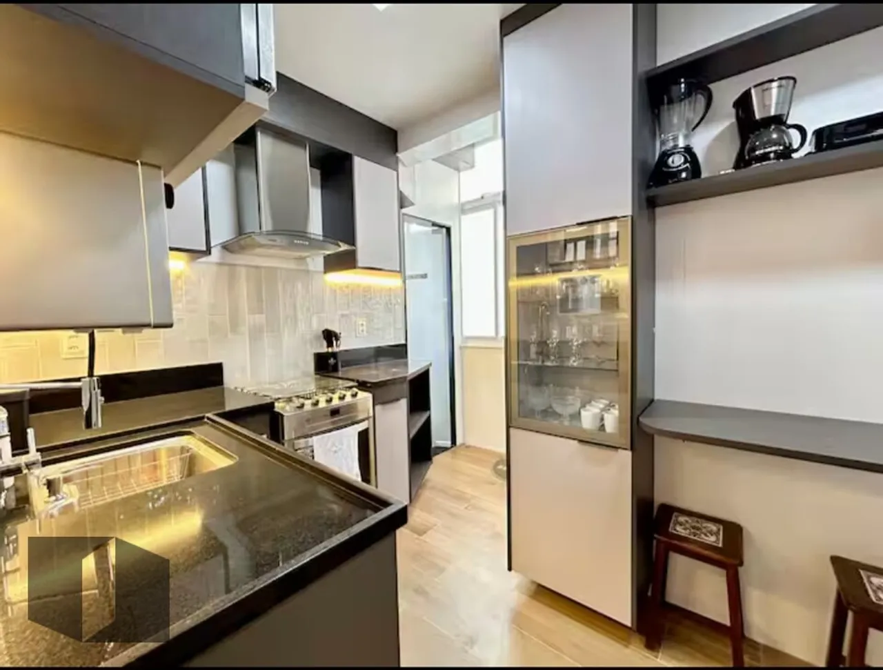Furnished 2-bedroom apartment with gas stove kitchen — photo 3