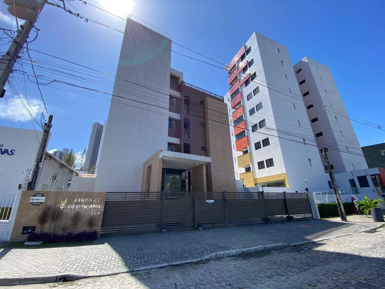 Квартира з однією спальнею, у будинку є басейн — photo 7