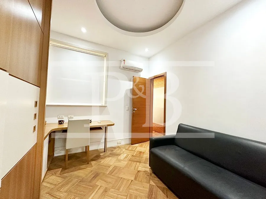 4-bedroom apartment with 4 bathrooms and 190 m² — photo 22