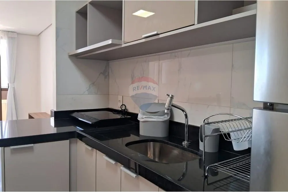 2-bedroom apartment in a building with a coworking space — photo 43