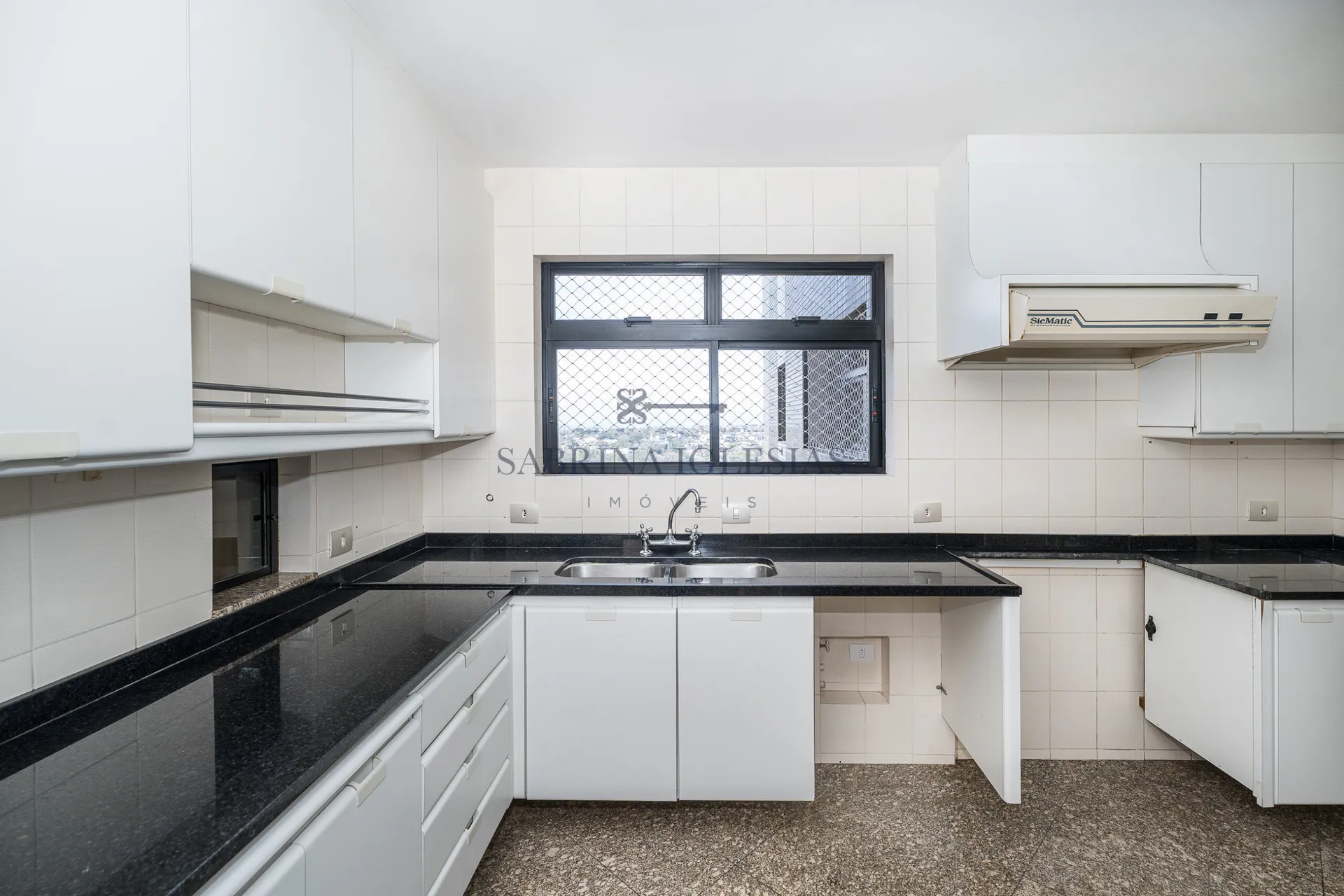 Apartamento com 3 quartos e 3 vagas, bem localizado — photo 39