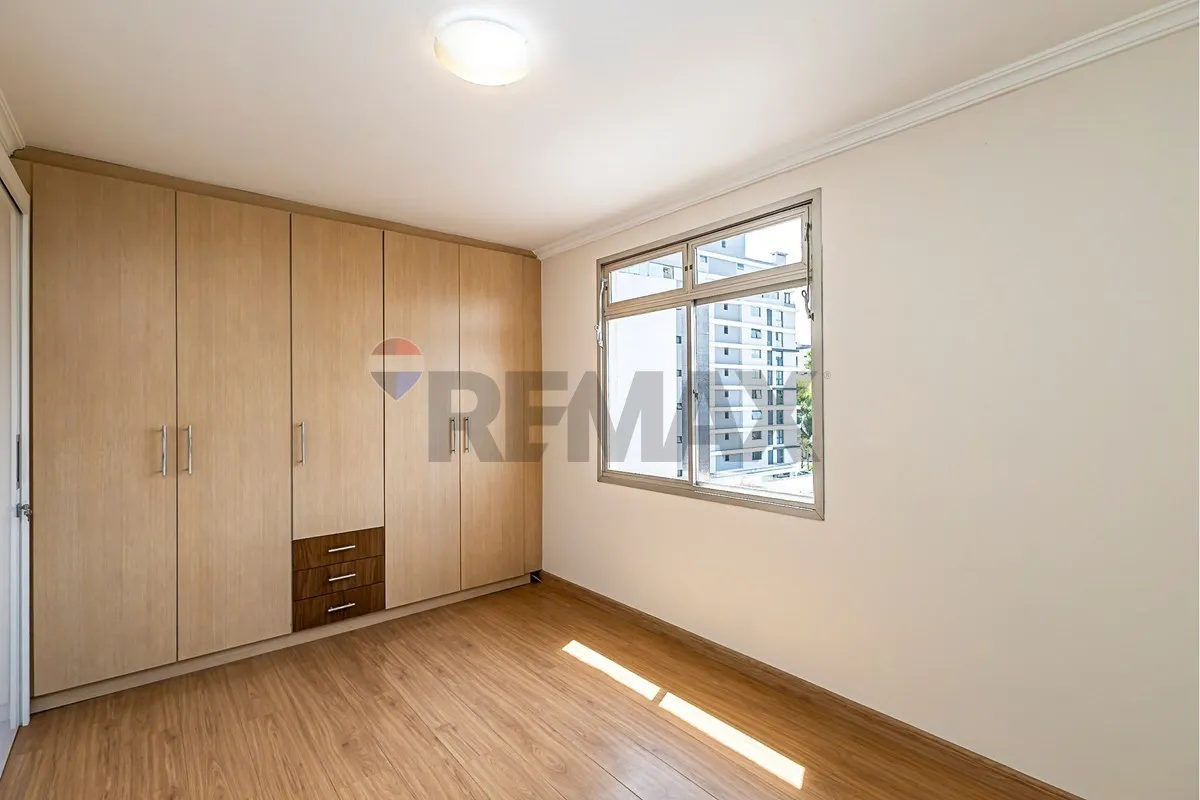 Wood or laminate floors in a 2-bedroom apartment, 70 m² — photo 6