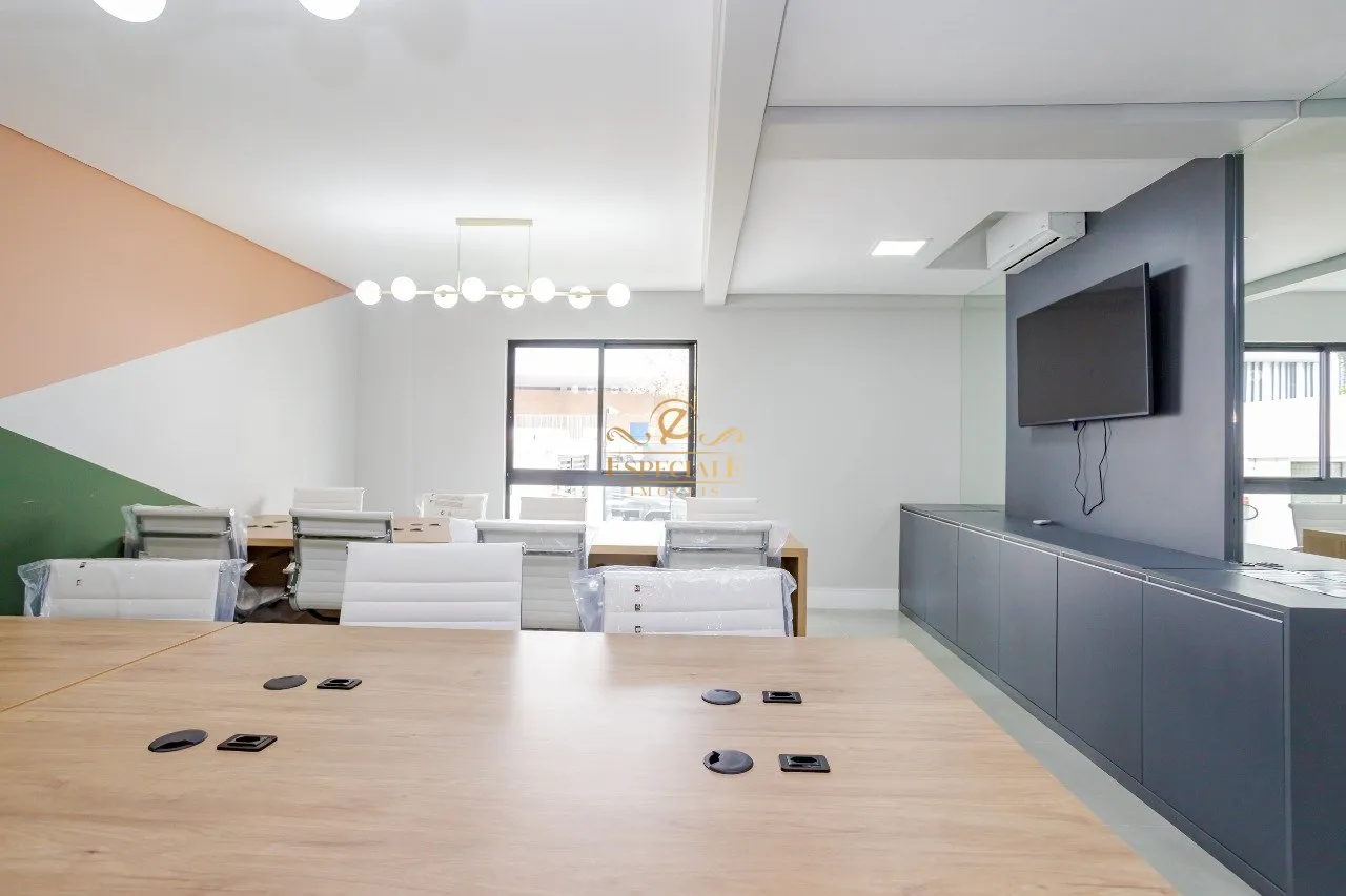Furnished 1-bedroom apartment of 32 m² with balcony — photo 40