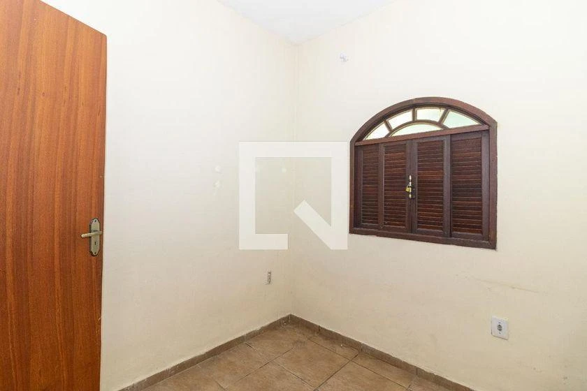 Rental house with balcony, 4 bedrooms and 120 m² — photo 33