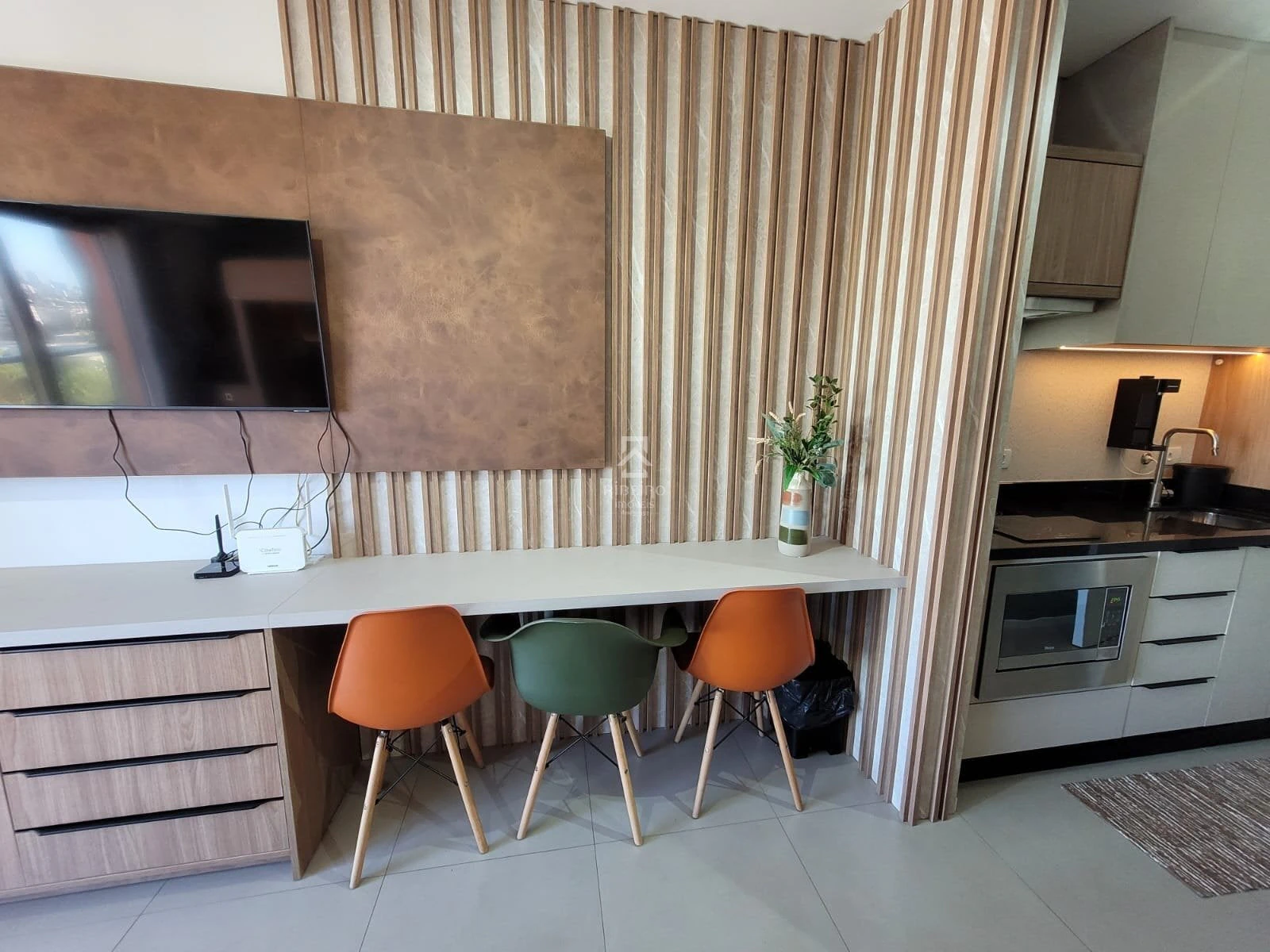 One-bedroom apartment with a home office in Curitiba — photo 28